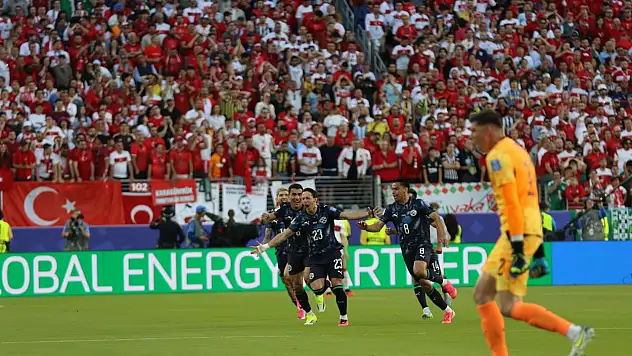 Dünya Kupası'nın en hızlı golü Paraguay'dan geldi
