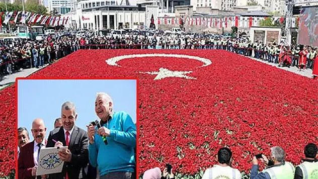 Dünyanın en büyük Türk bayrağı temalı lale peyzajı Rekorlar Kitabı'na girdi