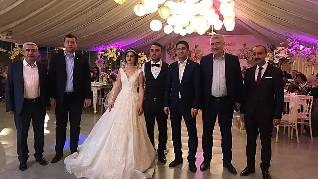 DÜZEN AİLESİNİN MUTLU GÜNÜ