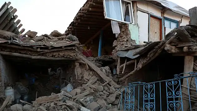 ELAZIĞ DEPREMİNDE BİR KÖY YOK OLDU
