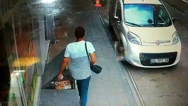 ELİNİ KOLUNU SALLAYARAK PARA DOLU ÇANTAYI ÇALDI