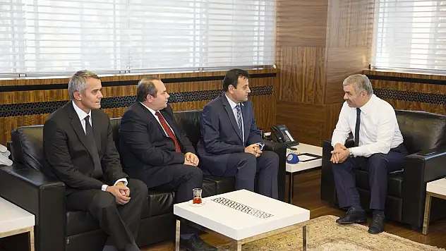 'Engelleri kaldıranlara destek vereceğiz'
