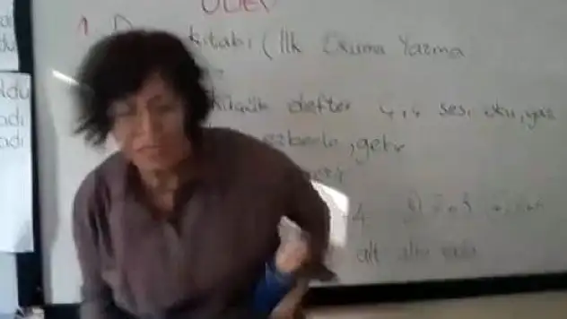 ENGELLİ ÖĞRENCİSİNİ DÖVDÜĞÜ ORTAYA ÇIKTI!