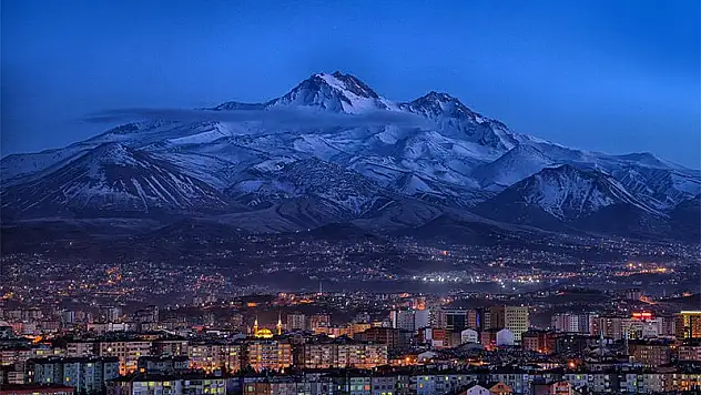 Erciyes önce Rusya'ya sonra dünyaya açılacak