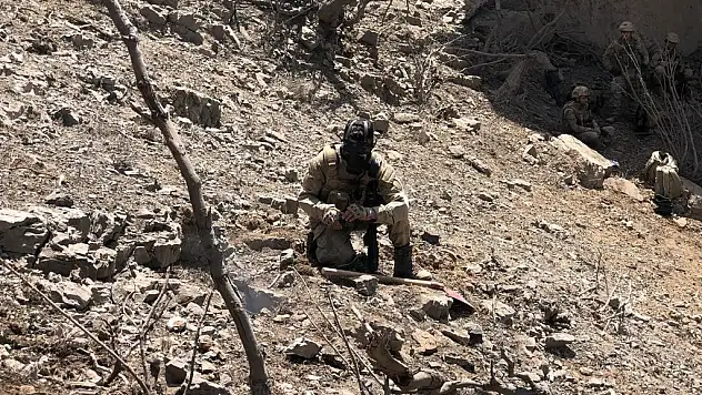 EREN-13 OPERASYONLARI DEVAM EDİYOR: 7 TERÖRİST DAHA ETKİSİZ