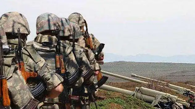 ERMENİSTAN ASKERLERİ NAHÇIVAN'DA AZERBAYCAN ASKERLERİNE ATEŞ AÇTI