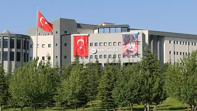 ERÜ 5 YIL SÜREYLE 'TAM AKREDİTASYON' ALMAYA HAK KAZANAN ÜNİVERSİTELERDEN BİRİSİ OLDU