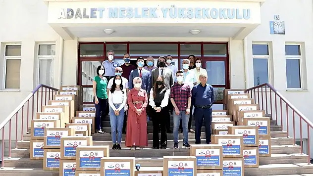 ERÜ ADALET MYO'DAN BÜNYAN CEZA İNFAZ KURUMU'NA 6 BİN KİTAP BAĞIŞI