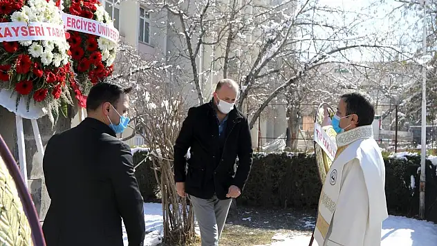 ERÜ'DE 14 MART TIP BAYRAMI TÖRENİ DÜZENLENDİ