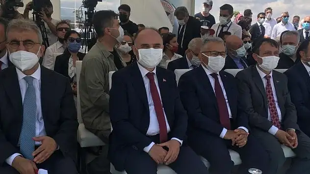 ERÜ'DE 15 TEMMUZ DEMOKRASİ VE MİLLİ BİRLİK GÜNÜ TÖRENİ DÜZENLENDİ