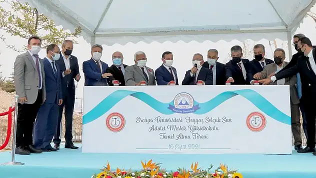 ERÜ'DE FEYYAZ SELÇUK SAN ADALET MESLEK YÜKSEKOKULU'NUN TEMELİ ATILDI