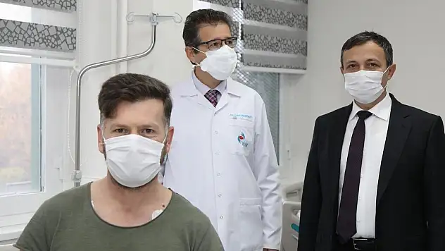 ERÜ'DE YERLİ AŞI ADAYININ 2'İNCİ DOZU YAPILDI