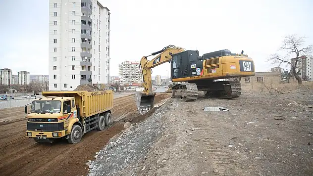 ESENTEPE'DEKİ YENİ BAĞLANTI YOLU İLE TRAFİK RAHATLAYACAK