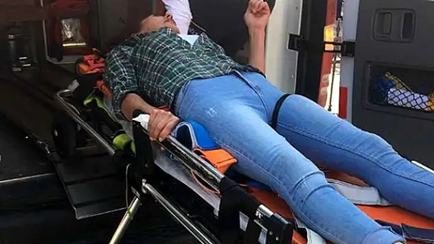 EŞİNİ VE BALDIZINI SOKAK ORTASINDA BIÇAKLADI