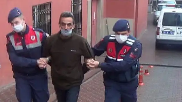 ESRARLA YAKALANAN KİŞİ GAZETECİLERE TEPKİ GÖSTERDİ: 'AĞZIMI BOZDURMAYIN'