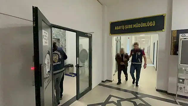 Evlerden hırsızlık yapan şüpheli kiralık araçla kaçarken yakalandı