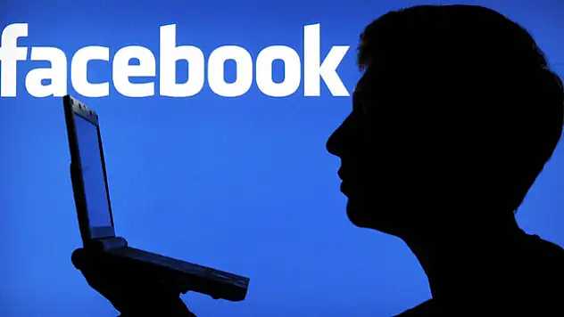 Facebook'tan ek iş yaptı, tazminatsız kovuldu
