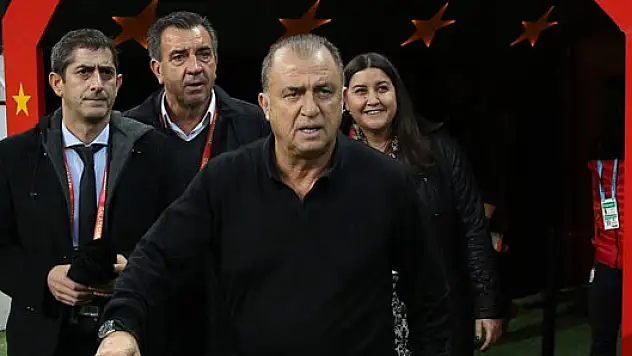 Fatih Terim, Kaan Ayhan Resti Çekti: Ya Şimdi Verin, ya da Bedavaya Alırız