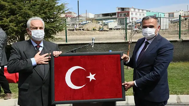 FATMA-TURAN AKSU ERKEK ÖĞRENCİ YURDUNUN TEMELİ ATILDI