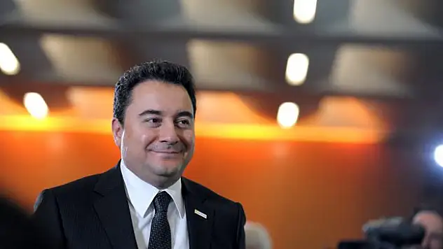FEHMİ KORU, YENİ PARTİ İÇİN TARİH VE İSİM VERDİ