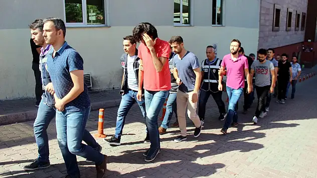 FETÖ operasyonunda gözaltına alınan 11 şüpheli adliyede