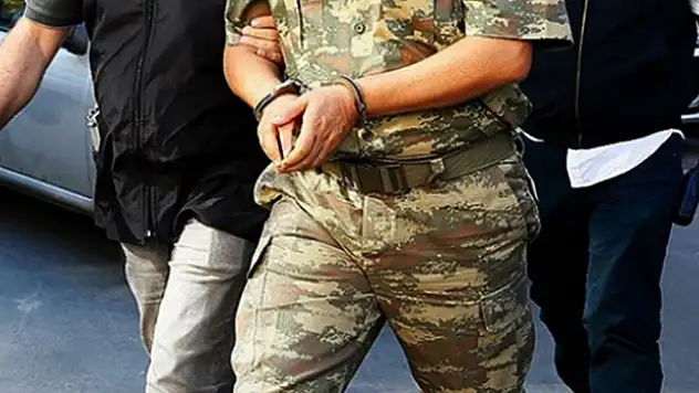 FETÖ'nün mahrem subaylarına operasyonda gözaltı sayısı 25'e çıktı