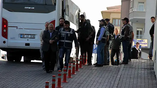 FETÖ/PDY Operasyonunda 15 kişi adliyeye sevk edildi