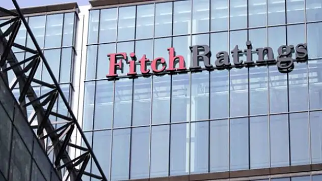 FİTCH, 20 TÜRK BANKASININ KREDİ NOTU GÖRÜNÜMÜNÜ YÜKSELTTİ
