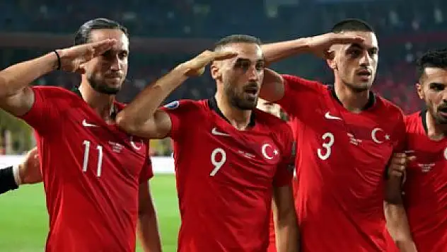 FRANSIZLARDAN KÜSTAH İSTEK! MAÇ İPTAL EDİLSİN