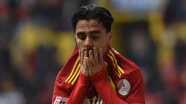 Furkan Soyalp Kayserispor'dan ayrıldı