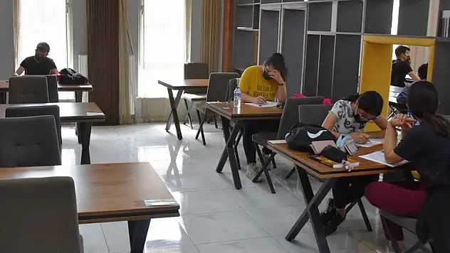 GELECEK NESİLLER KOCASİNAN AKADEMİ İLE HAYATA HAZIRLANIYOR