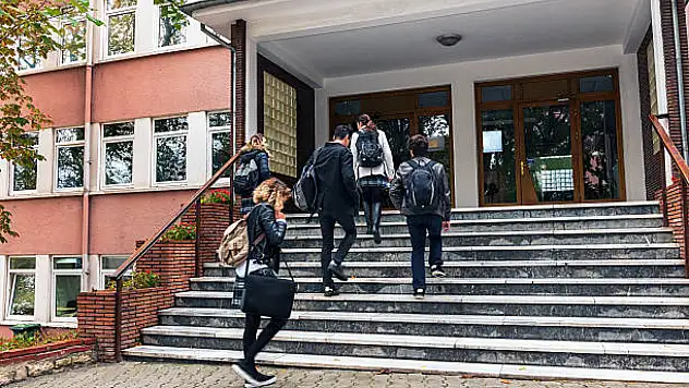 GÜÇ Projesi ile binlerce öğrencinin kariyer planlamasına destek