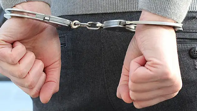 Gülen'in yeğeninin de aralarında bulunduğu 34 şüpheli tutuklandı