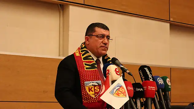 Güven tazeleyen Açıkalın, Kayserispor'un borcunu açıkladı