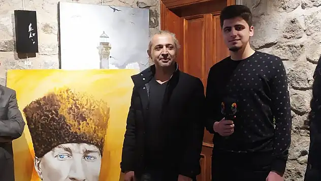 GÜZEL SANATLAR FAKÜLTESİ'NDEN ANLAMLI SERGİ