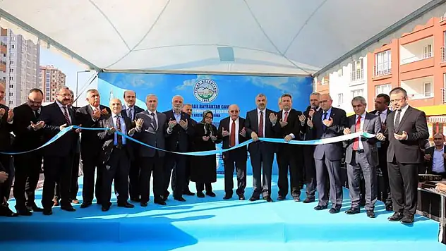 Hacı Halil Bayraktar Camii dualarla ibadete açıldı