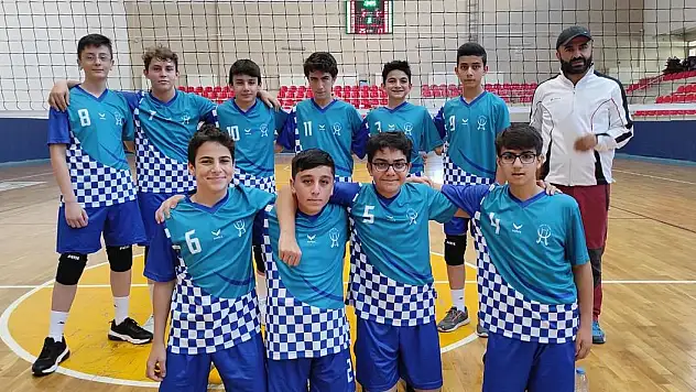 HACILAR VOLEYBOL'DA İL BİRİNCİSİ