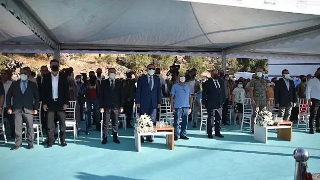 HACILAR'DA FEVZİ MERCAN STADYUMU AÇILDI