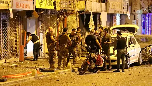 HATAY VALİSİ PATLAMAYA İLİŞKİN AÇIKLAMALARDA BULUNDU