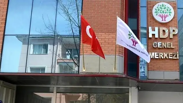 HDP BİNASINA OPERASYON: 9 KİŞİ GÖZALTINA ALINDI