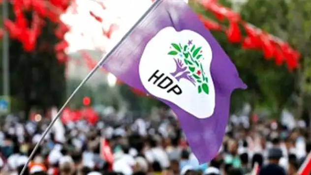 HDP'Lİ BELEDİYEYE KAYYUM ATANDI