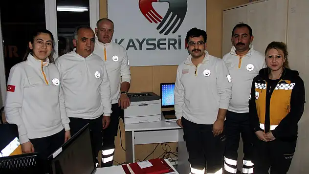 Herkes eğlenirken onlar çalıştı