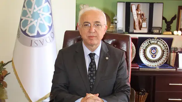 Hiçyılmaz'dan Öğretmenler Günü Mesajı