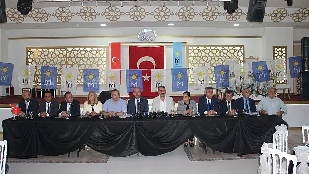 'HİZMETTE MUHALEFET DEĞİL, BELEDİYENİN YANINDAYIZ'