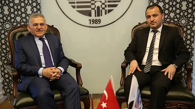 İl Müdürü Nevzat Özer Melikgazi Belediyesini Ziyaret Etti
