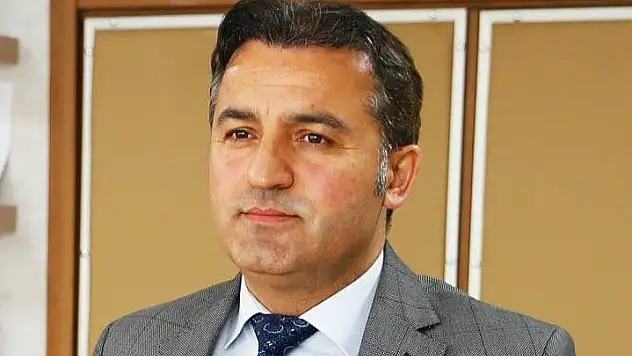 İL MÜDÜRÜ ÖZER: 'ANNELER, MELEĞİN ETE KEMİĞE BÜRÜNMÜŞ HALİDİR'