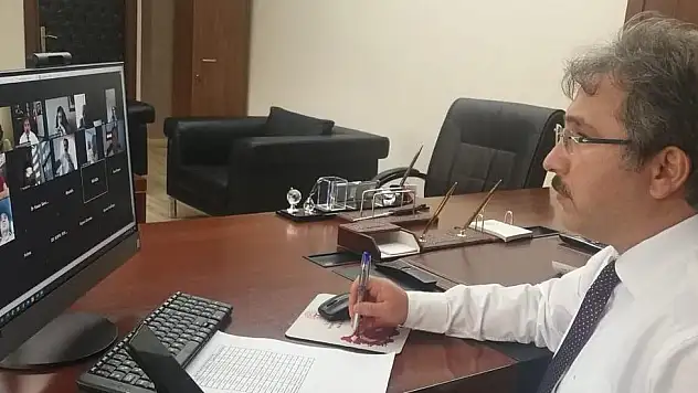 BENLİ, PANDEMİ SÜRECİNİ İLÇE SAĞLIK MÜDÜRLERİYLE DEĞERLENDİRDİ