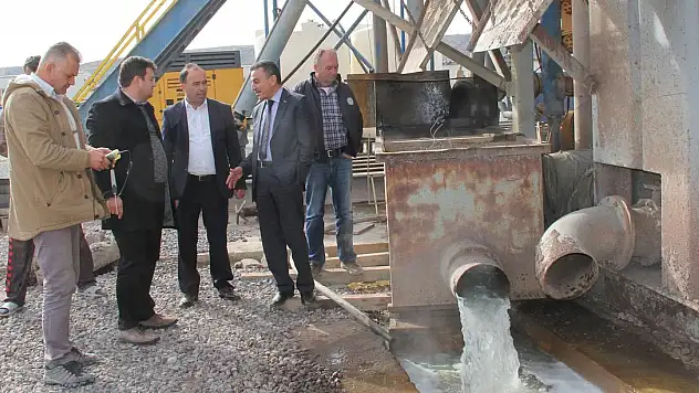 İncesu'da 78 Derece Sıcaklıkta Su Buldu