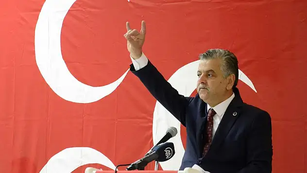 İNCETOPRAK: 'MALAZGİRT DÜNYA TARİHİNİN AKIŞINI DEĞİŞTİRDİ'