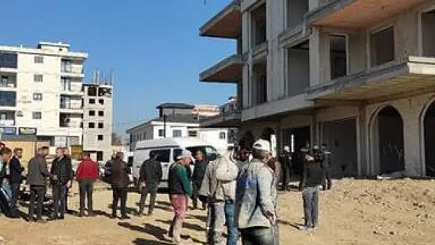 İNŞAATTA ÇALIŞAN KARDEŞLERİN TARTIŞMASI KANLI BİTTİ